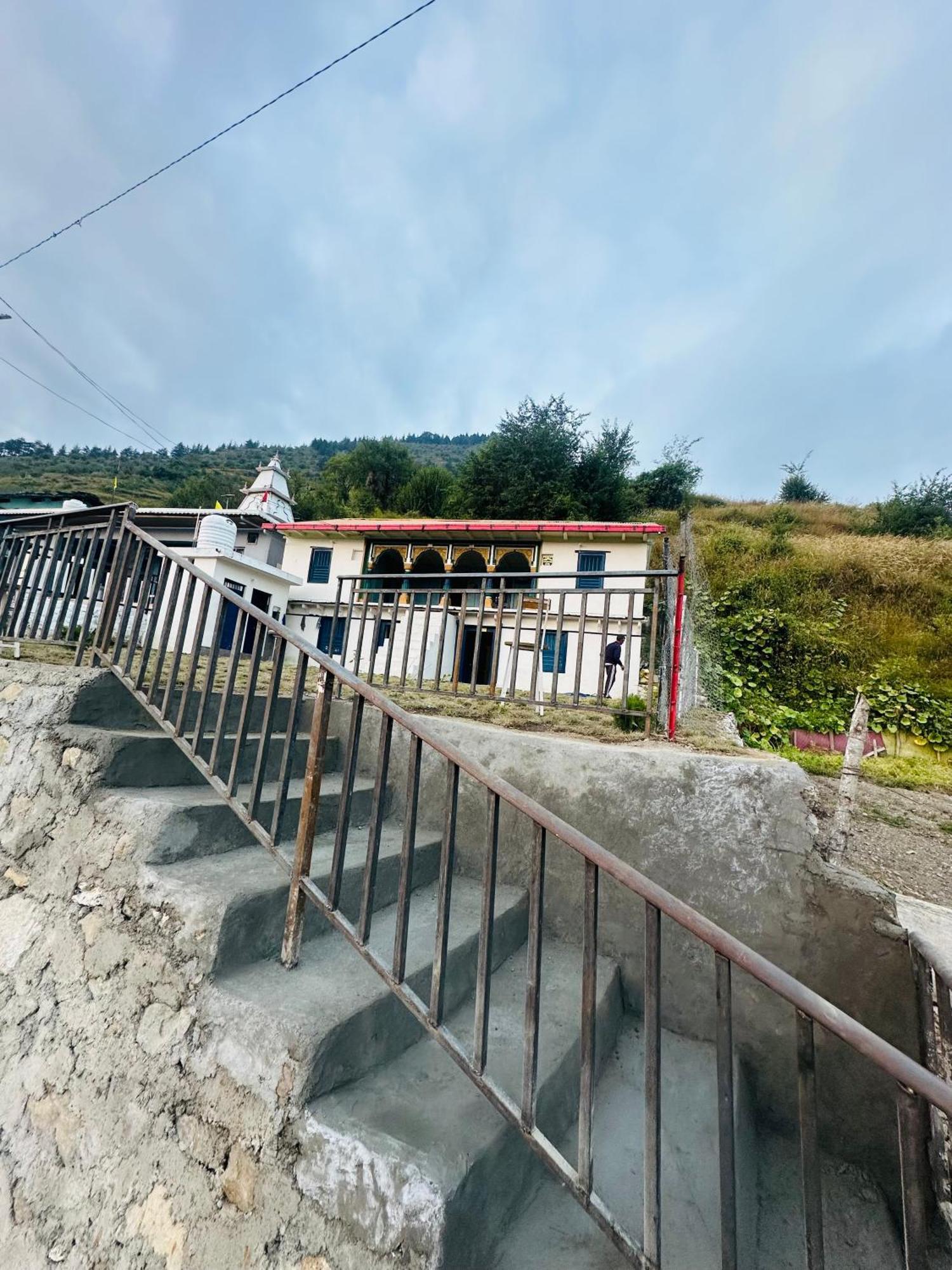 Deodar Village Homestay Devalsari Mussoorie Buitenkant foto
